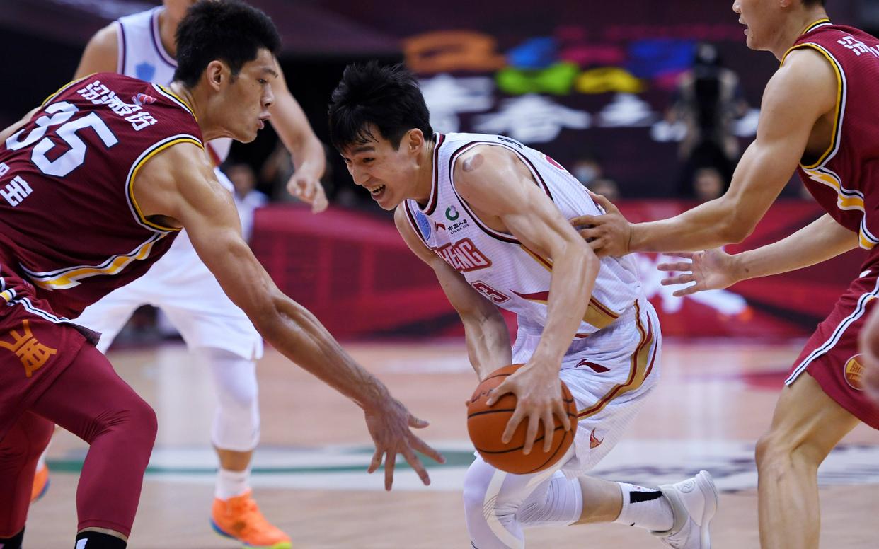 开云体育官网-里程碑夜！浙江稠州强势反弹，CBA季后赛今晚刷纪录，气氛紧张，球队文化再被提及的简单介绍